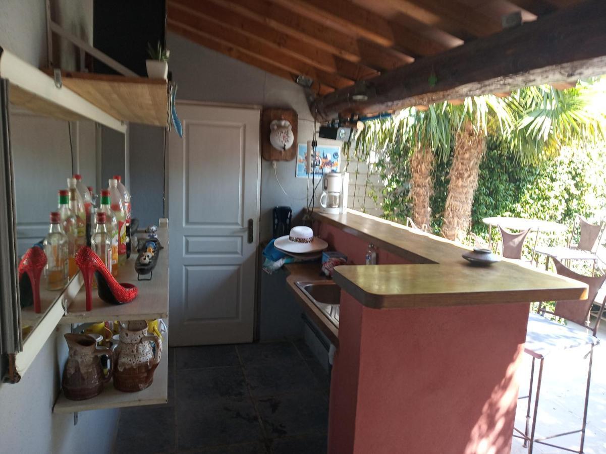 Appartements Et Valreas Exterior photo