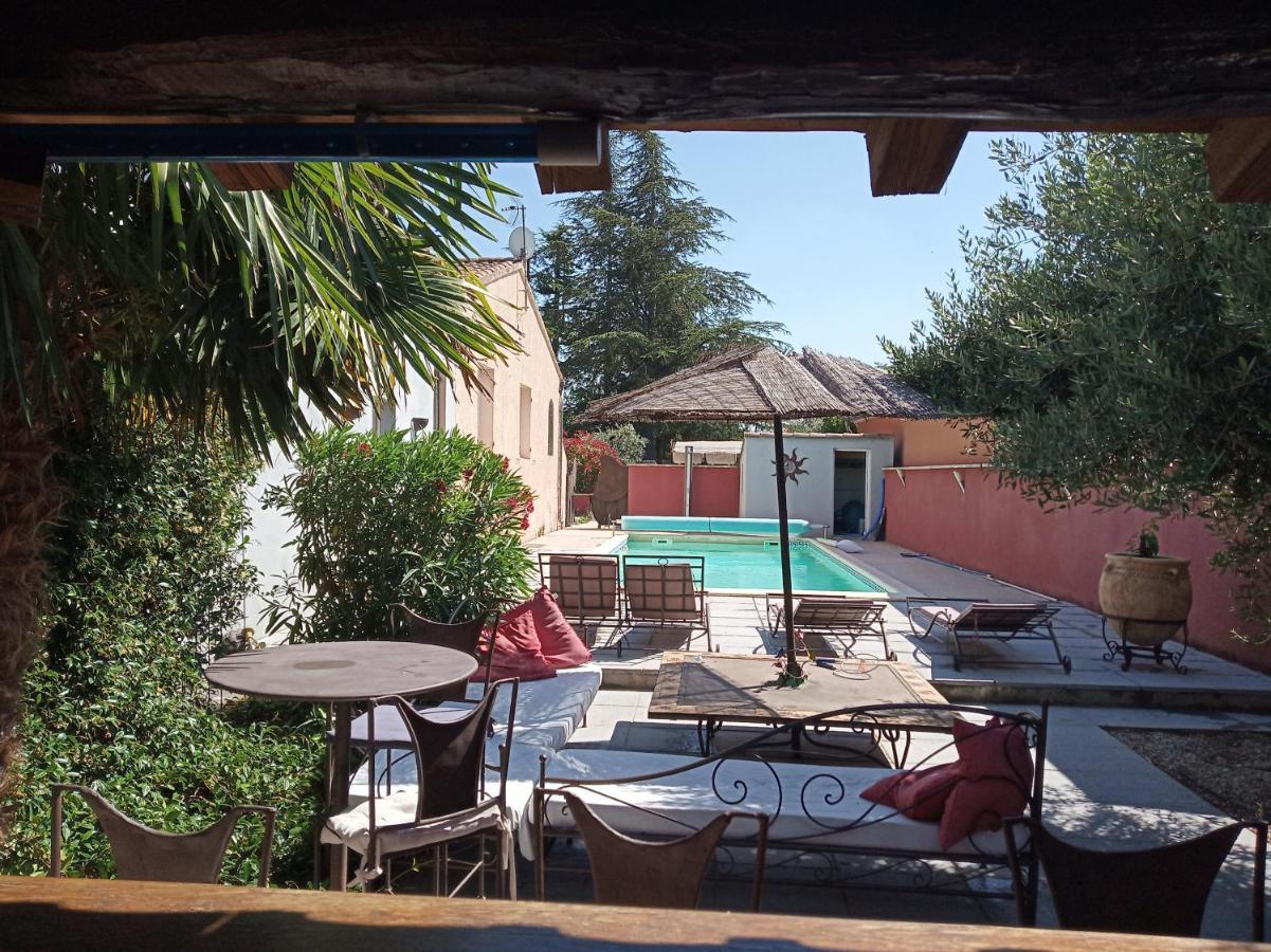 Appartements Et Valreas Exterior photo