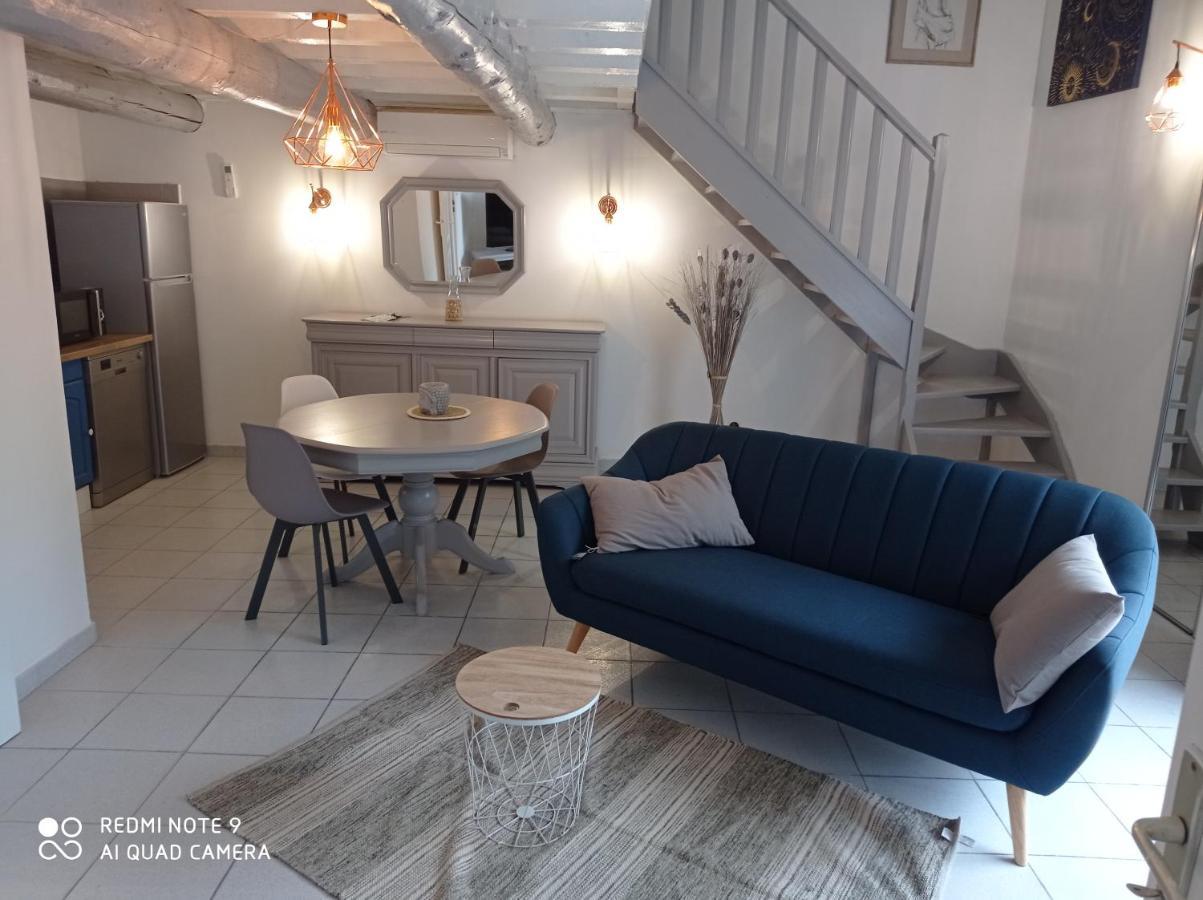 Appartements Et Valreas Exterior photo